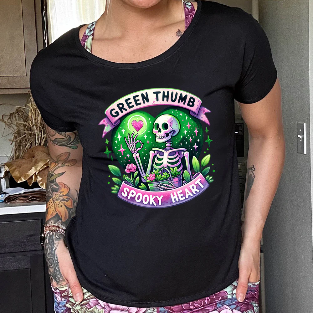 Green Thumb Spooky Heart | Slouchy Tee