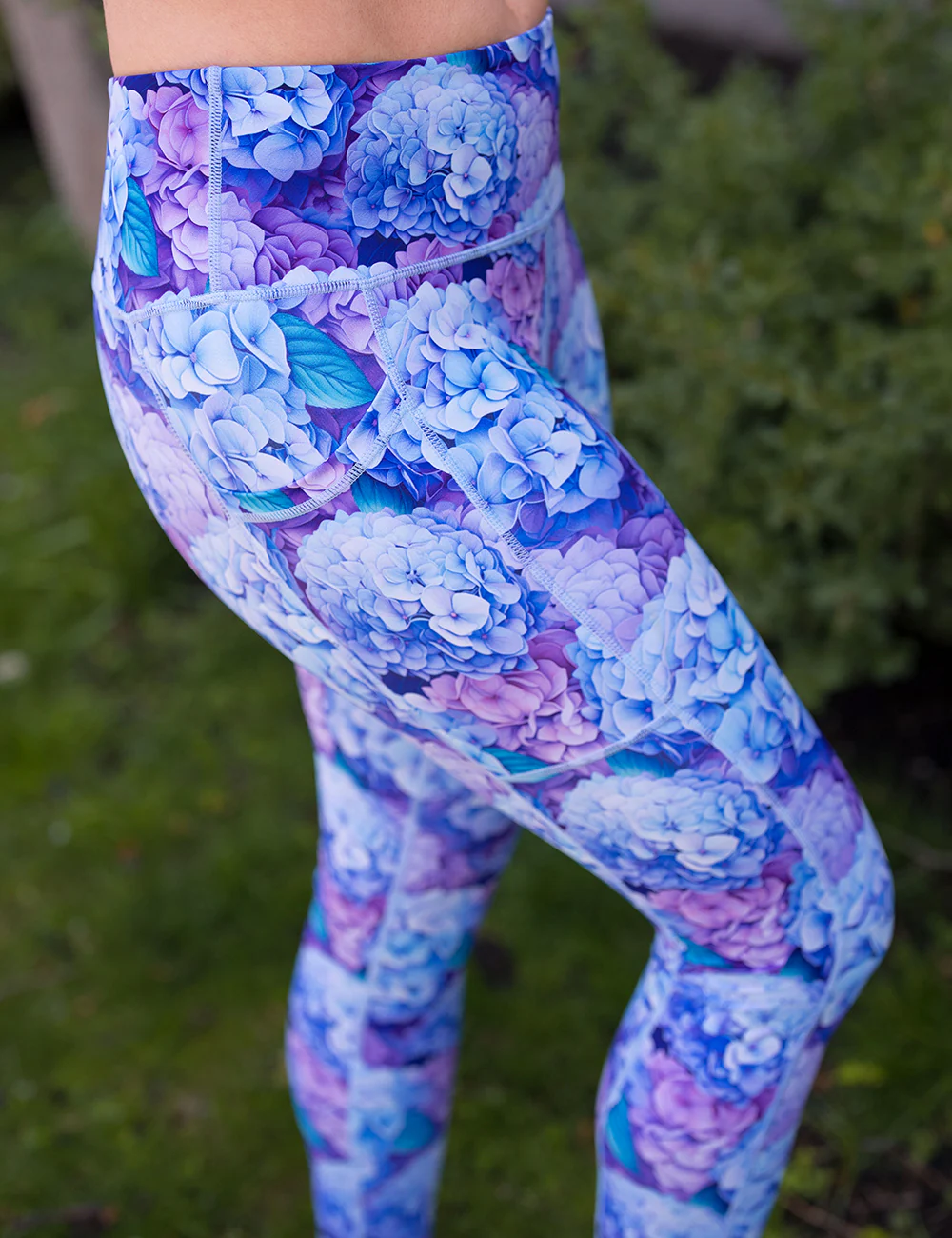 Hydrangea Leggings - Image 2