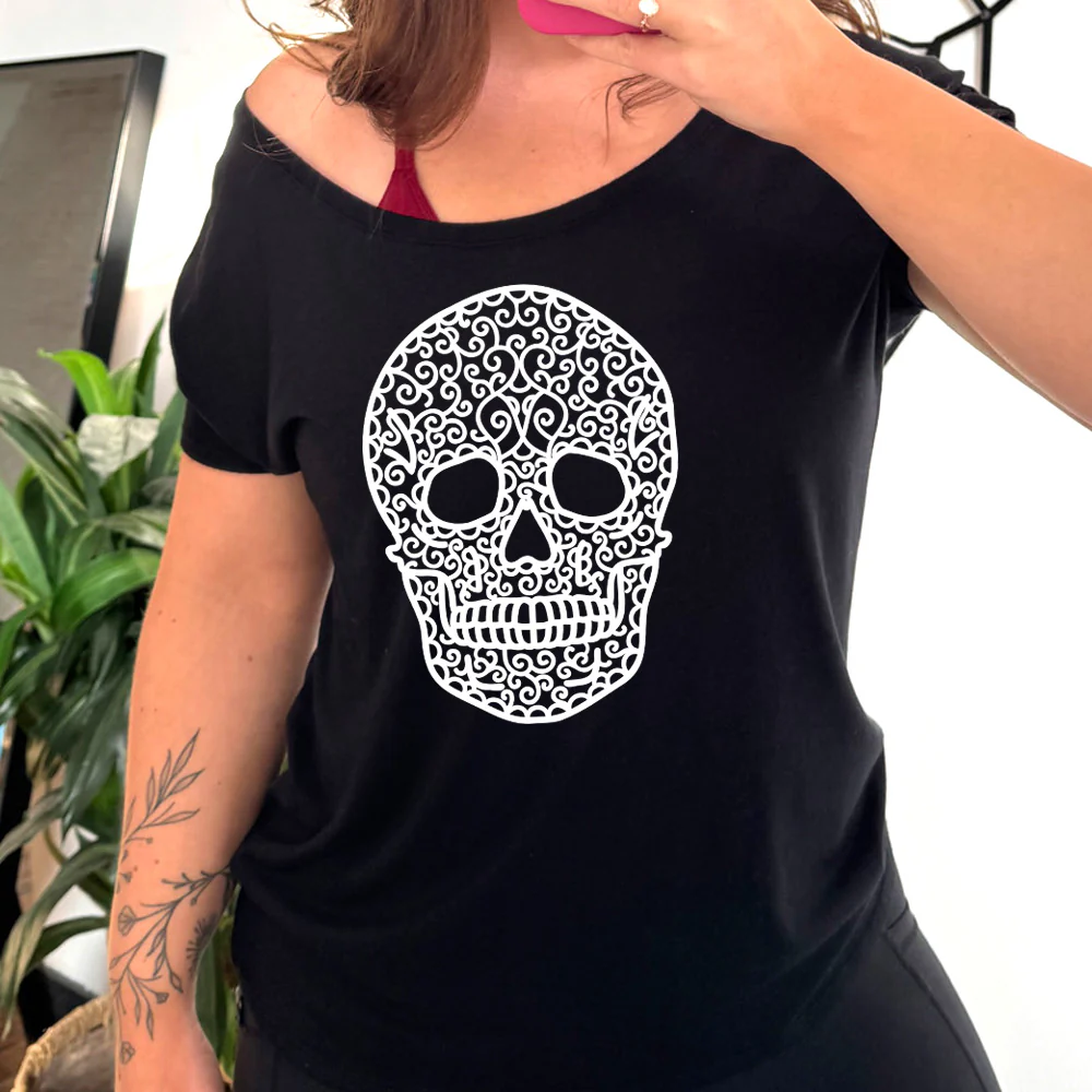 Lace Skull | Slouchy Tee