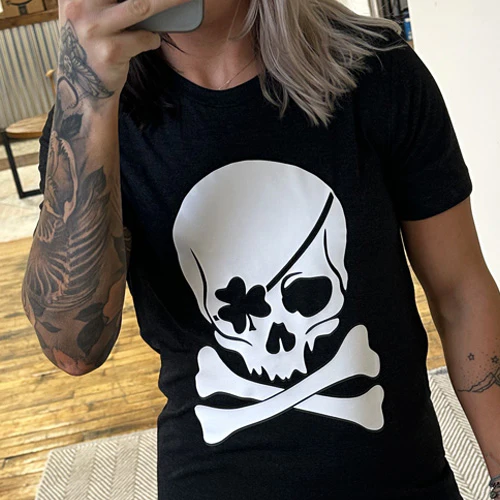 Shamrock Skull Shirt Unisex - Image 2