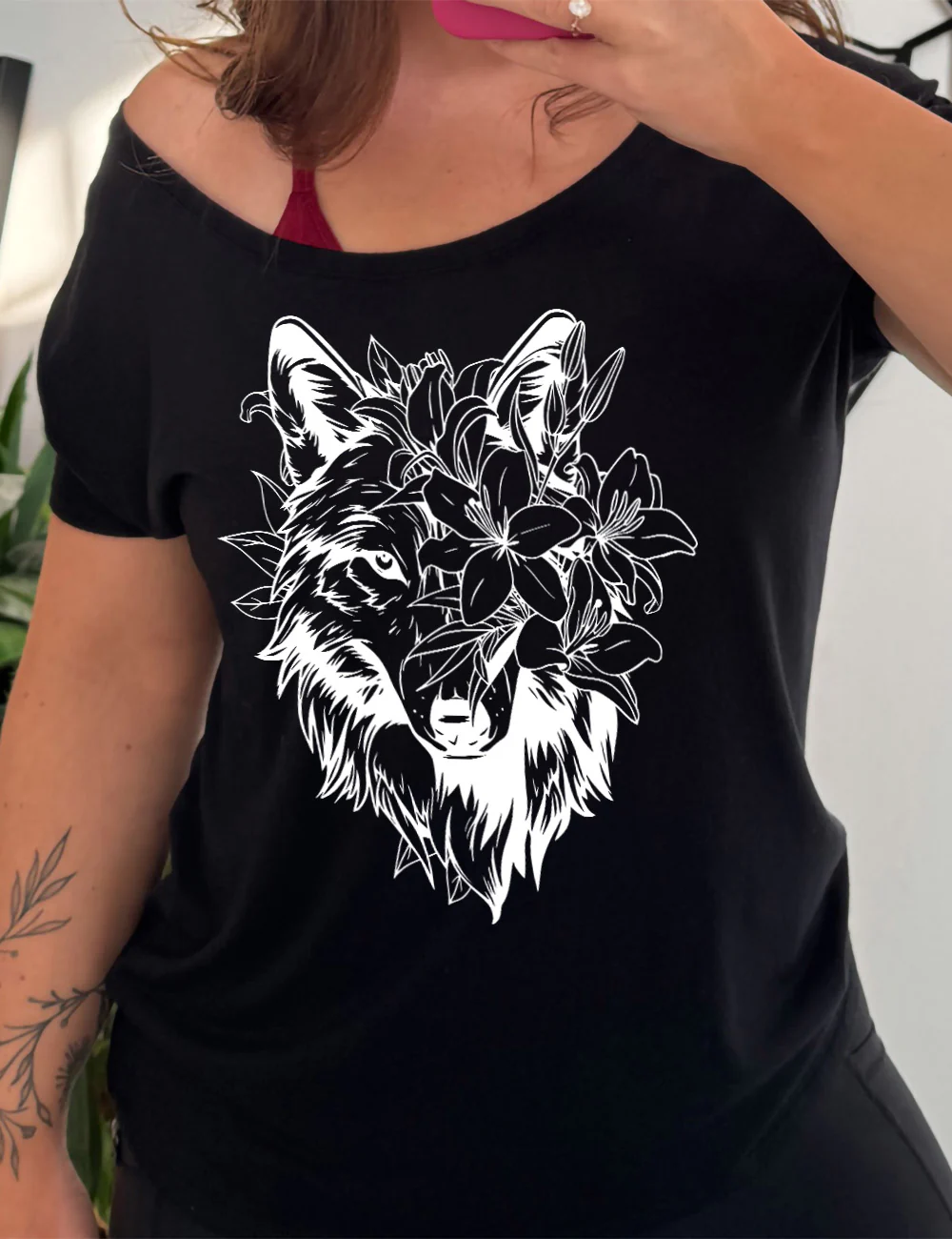 Wolf Lilies | Slouchy Tee